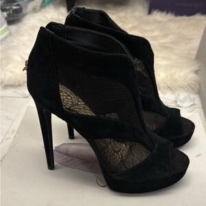 Size 7 brand new Jessica Simpson Adaway booties.